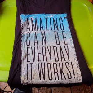 Itworks t shirt lot
